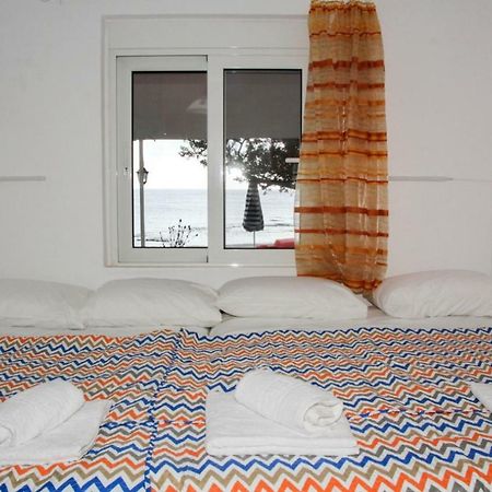 Marina Beach House Лардос Экстерьер фото