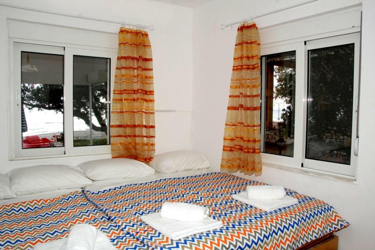 Marina Beach House Лардос Экстерьер фото